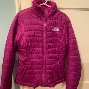 North Face Girls (size 10/12) Mossbud swirl Reversible Jacket.
